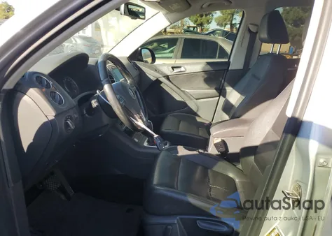 2016 Volkswagen Tiguan S from USA, damaged, VIN WVGBV7AX5GW520177